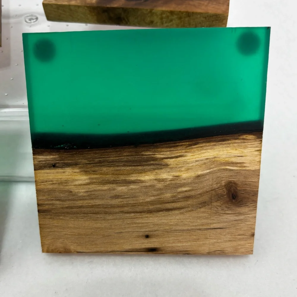 Christmas Resin & Wood Coaster Set of 4 — ‎ Holiday Home Decor Perfect gift